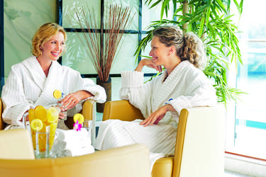 Princess Cruises Royal Class Interior spa.jpg